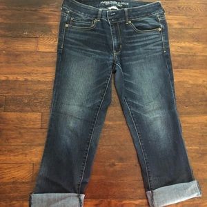 AE jean capris size 10
